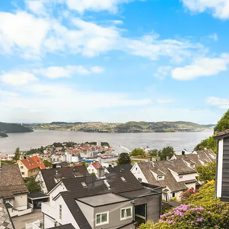 Panoramic Views - Family At Floyen! Lejlighed